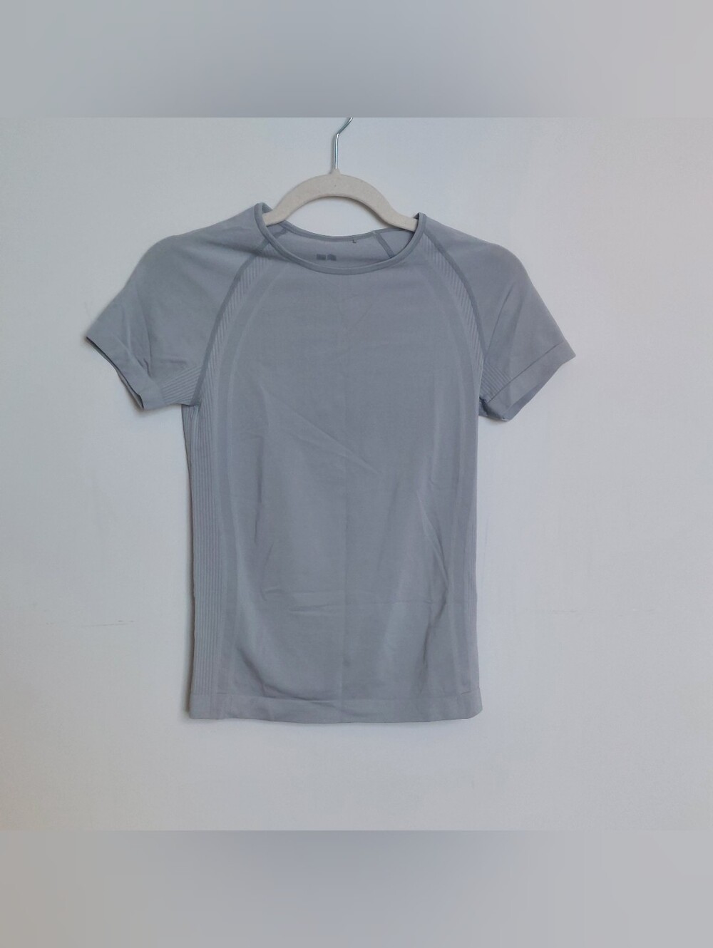Women's Short Sleeve Active Tees - Light Gray & Ivory